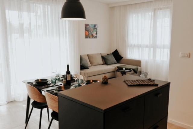 Urban Sea Apartment Split Exterior photo
